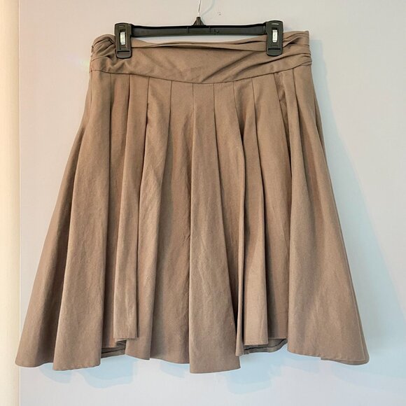 Alex Gaines Taupe Pleated Skirt - Picture 2 of 3